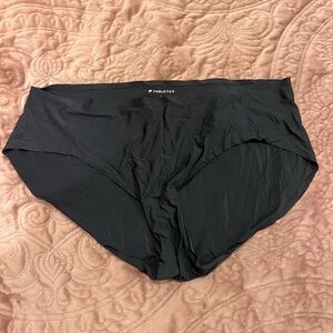 Fabletics Black Seamless High-Waist Briefs